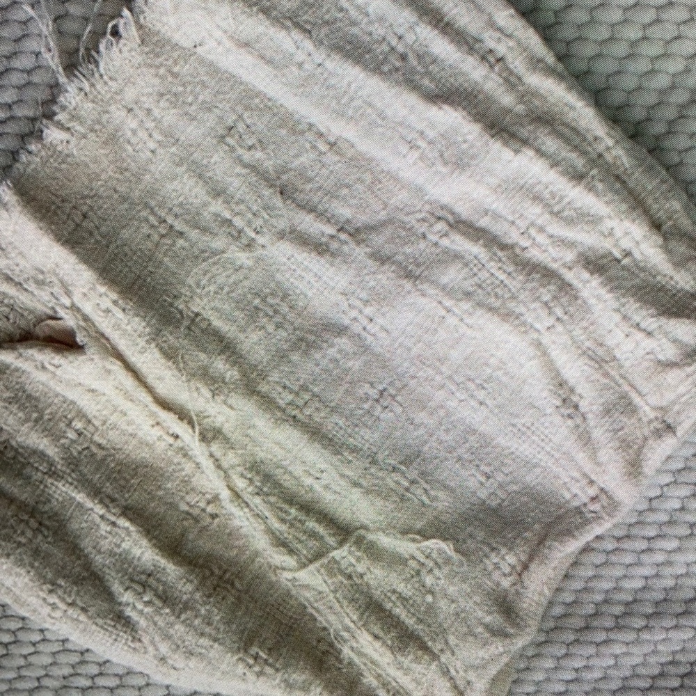 Great condition girls beige textured skorts